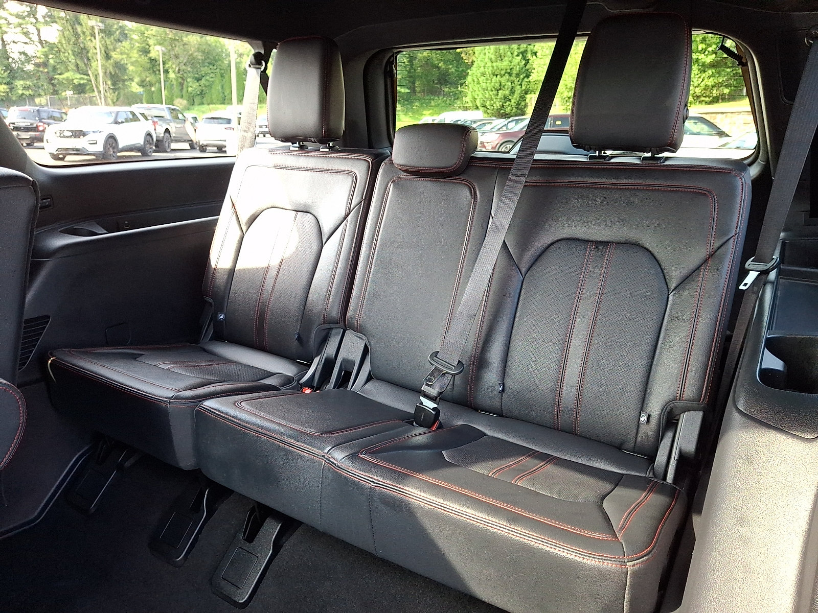 Certified 2024 Ford Expedition Max Limited AWD/4WD image 10