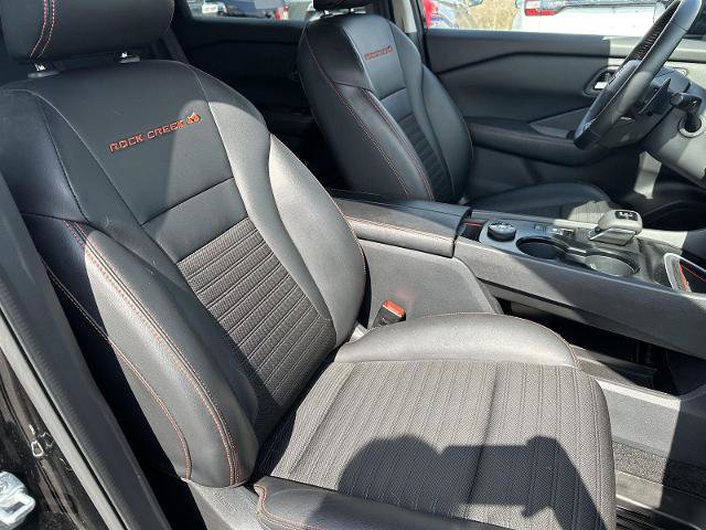 Used 2025 Nissan Rogue SV w/ Rock Creek Premium Package image 17