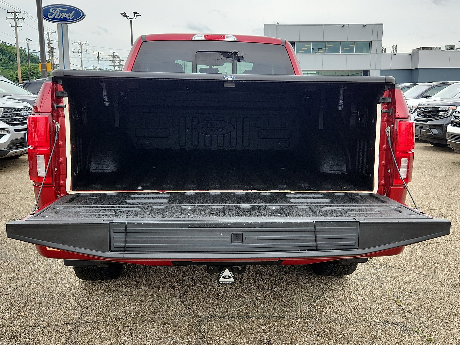 Certified 2019 Ford F150 Lariat w/ Equipment Group 502A Luxury AWD/4WD image 28