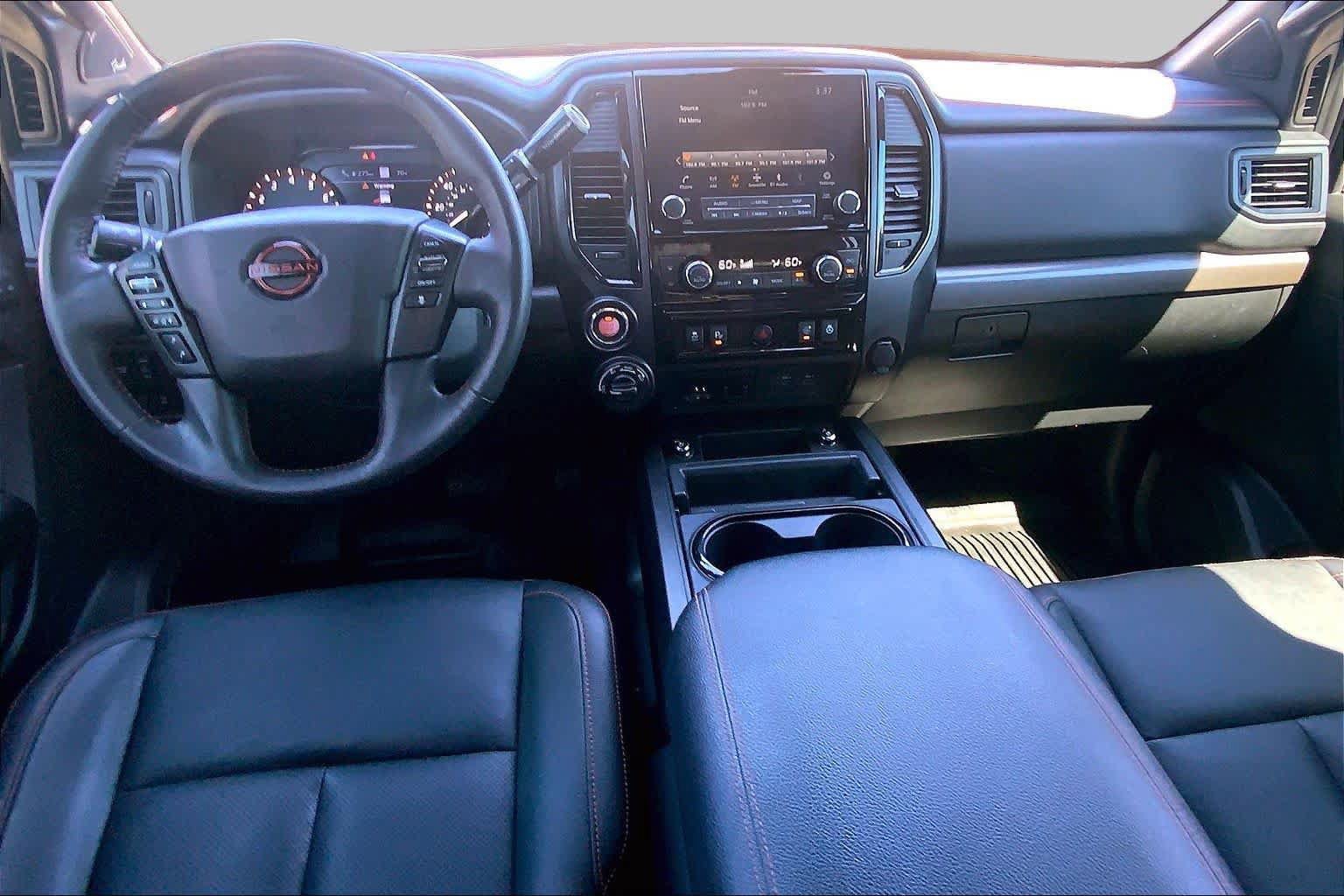Used 2024 Nissan Titan PRO-4X w/ Pro-4x Convenience Package AWD/4WD image 16