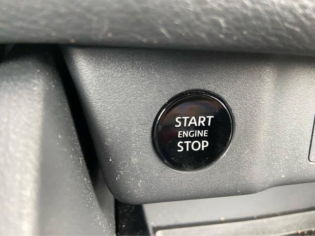 Used 2025 Nissan Rogue S FWD image 25