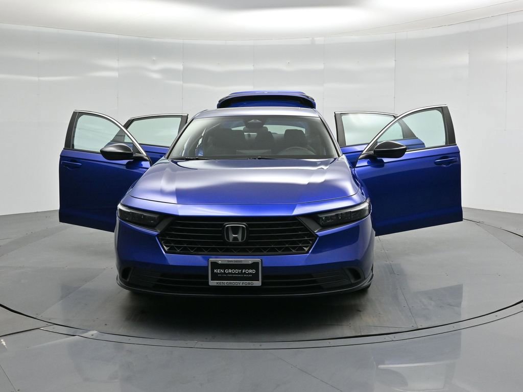 Used 2023 Honda Accord Sport image 29