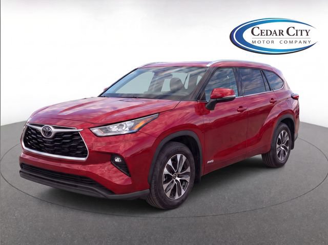 Used 2020 Toyota Highlander XLE
