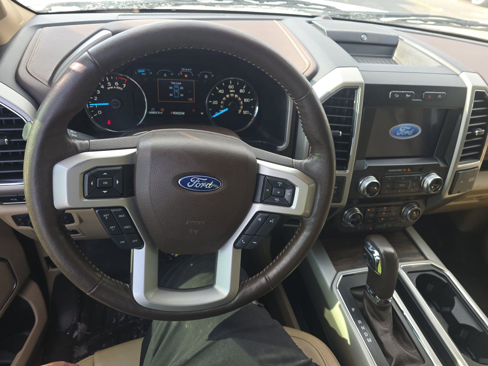 Certified 2019 Ford F150 Lariat w/ Equipment Group 502A Luxury image 11