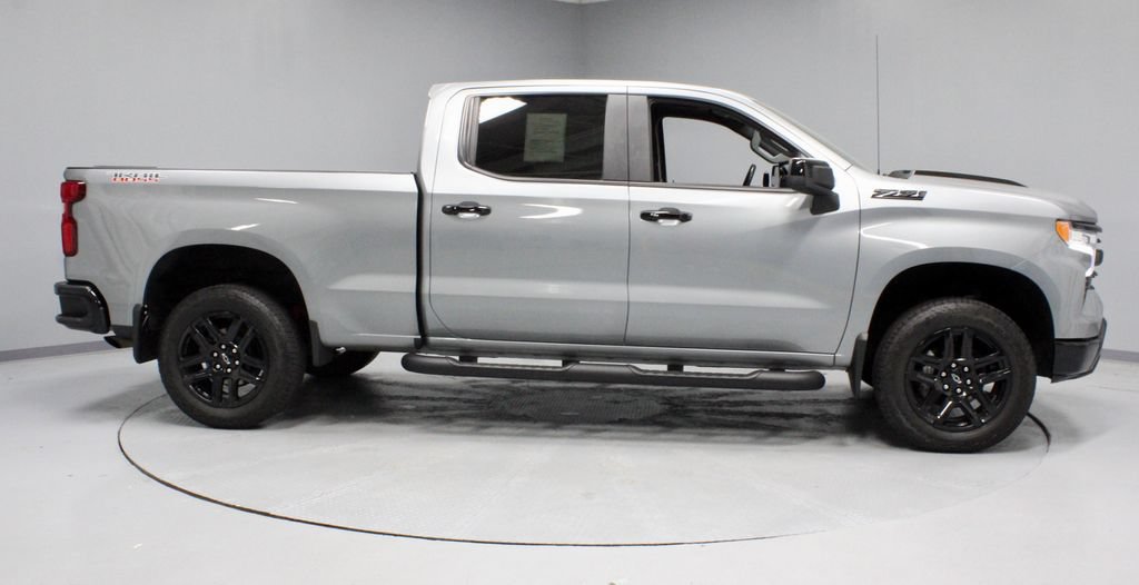 Used 2023 Chevrolet Silverado 1500 LT Trail Boss w/ Protection Package AWD/4WD image 6