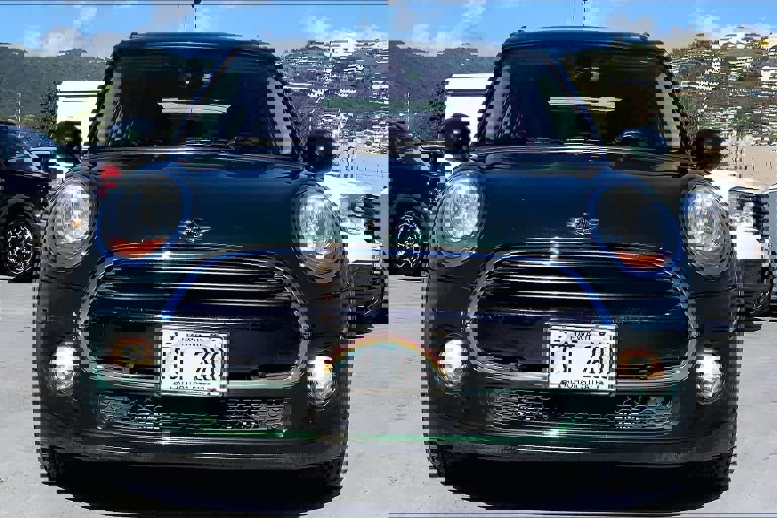 Used 2017 MINI Cooper 4-Door Hardtop image 6