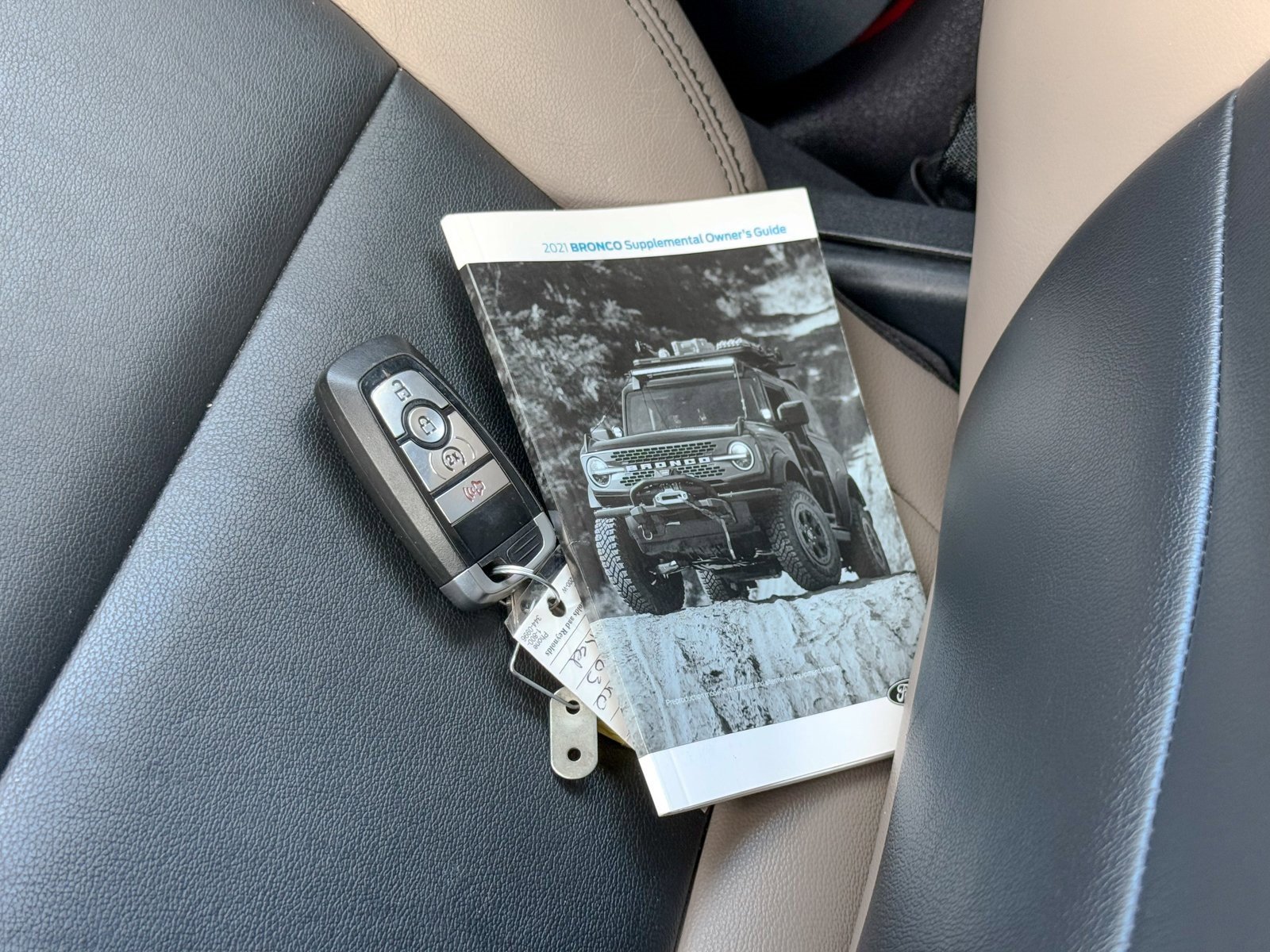 Certified 2021 Ford Bronco Wildtrak image 37