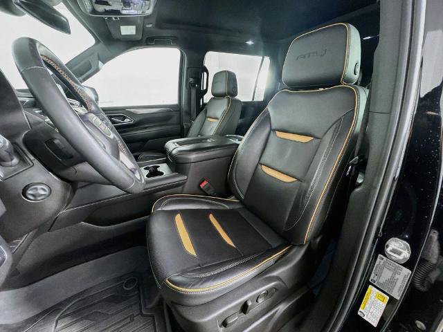 Used 2024 GMC Yukon XL AT4 w/ Technology Package AWD/4WD image 11
