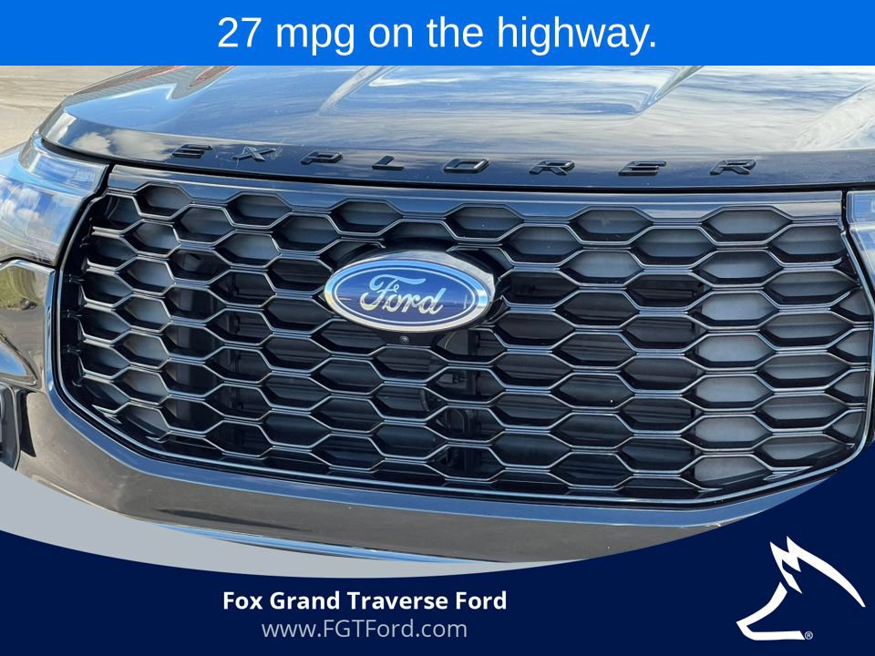 Certified 2025 Ford Explorer ST-Line AWD/4WD image 40