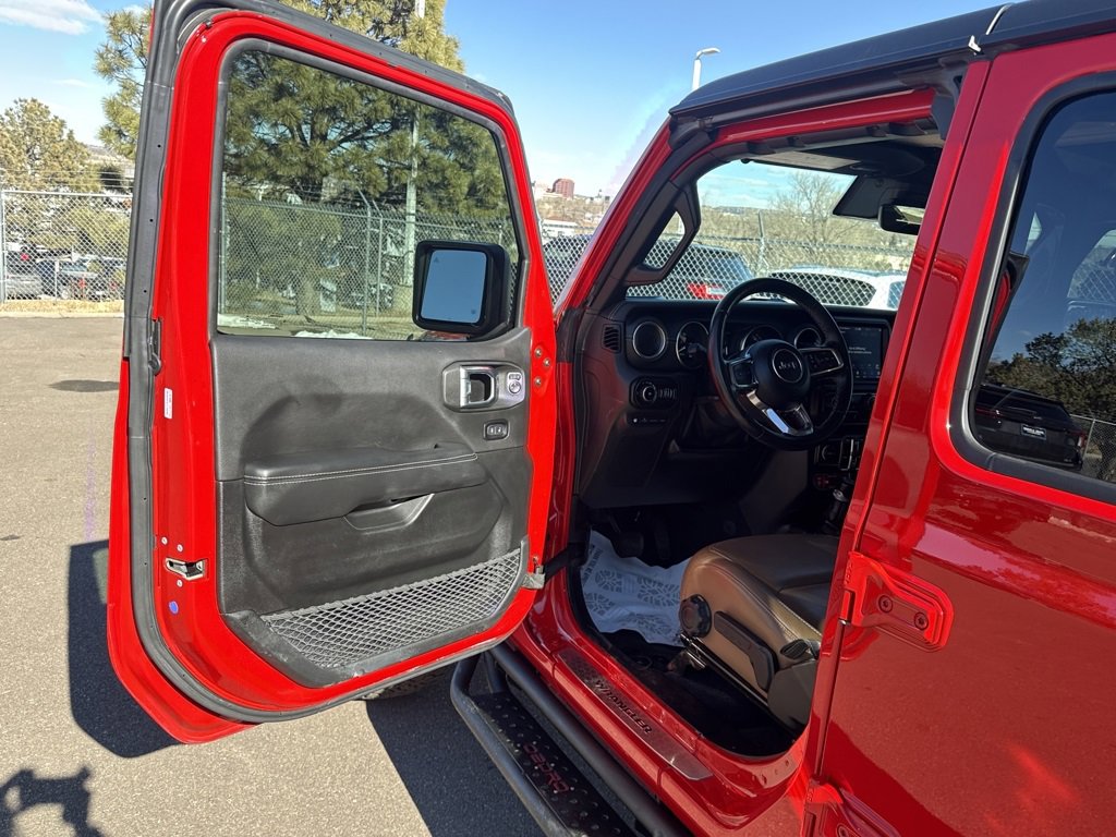 Used 2021 Jeep Wrangler Unlimited Rubicon 4xe w/ Dual Top Group image 11