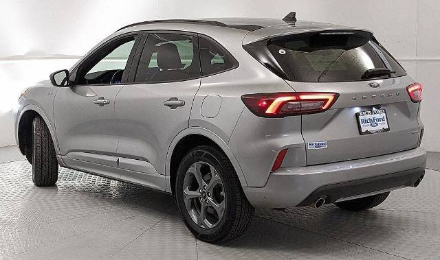 Certified 2024 Ford Escape ST-Line AWD/4WD image 3