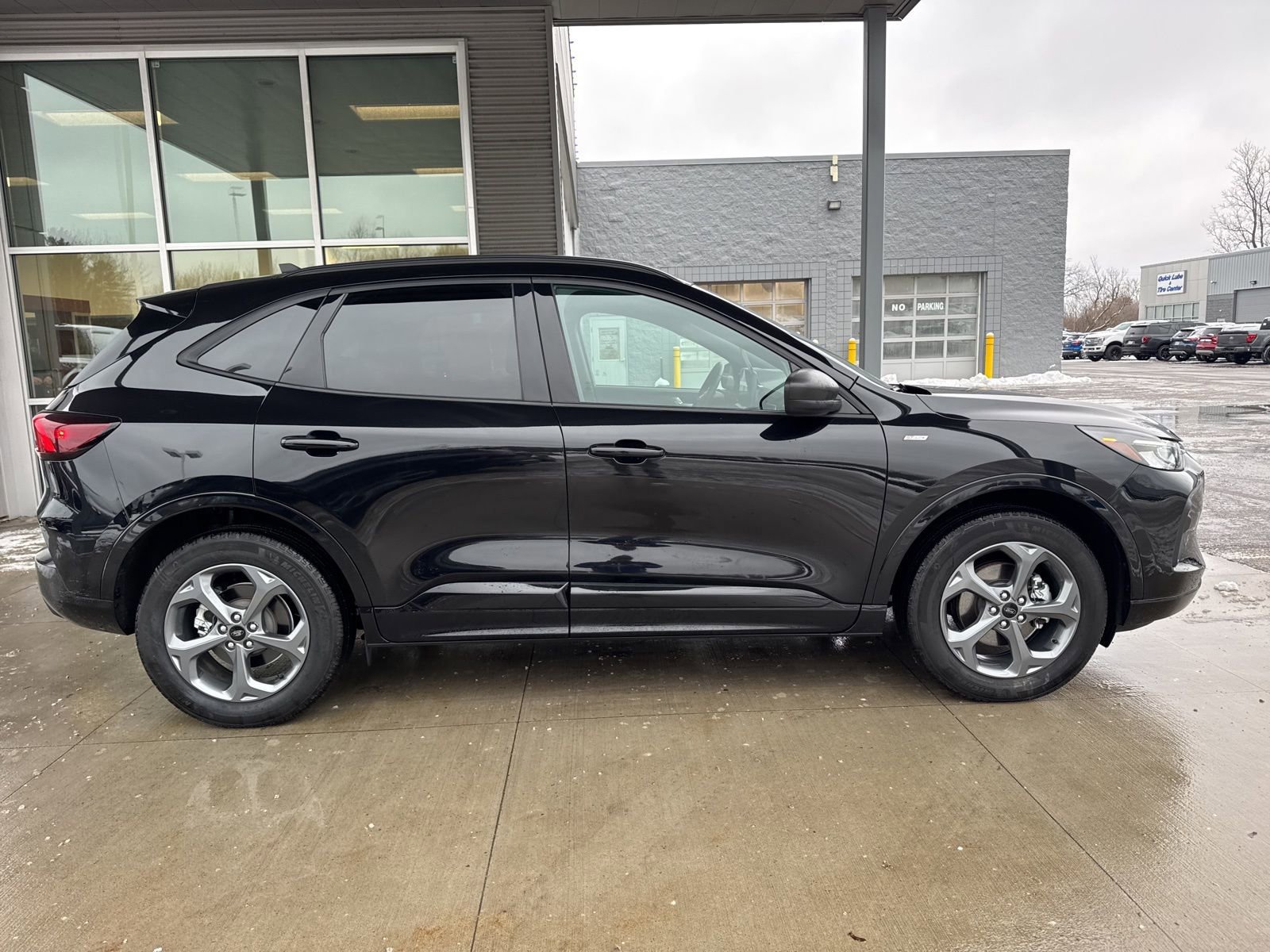 Certified 2024 Ford Escape ST-Line w/ Tech Pack #1 image 2