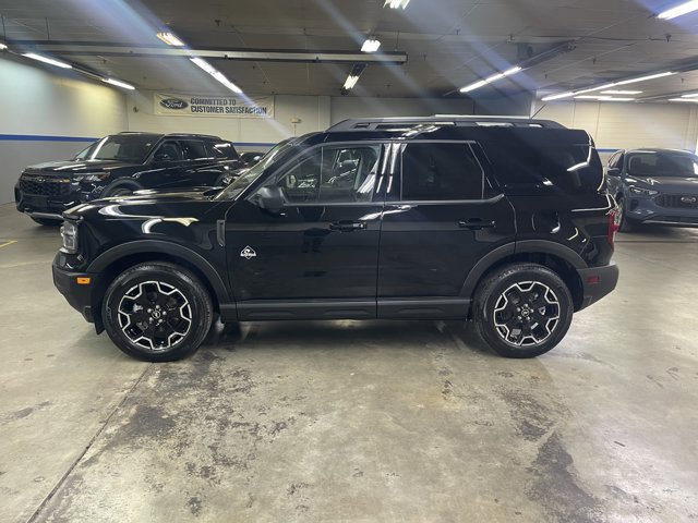 Certified 2025 Ford Bronco Sport Outer Banks w/ Outer Banks Tech Package+ AWD/4WD image 4