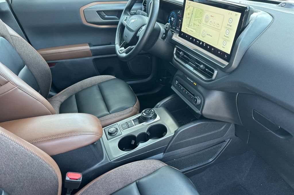 Certified 2025 Ford Bronco Sport Outer Banks w/ Outer Banks Tech Package+ AWD/4WD image 16