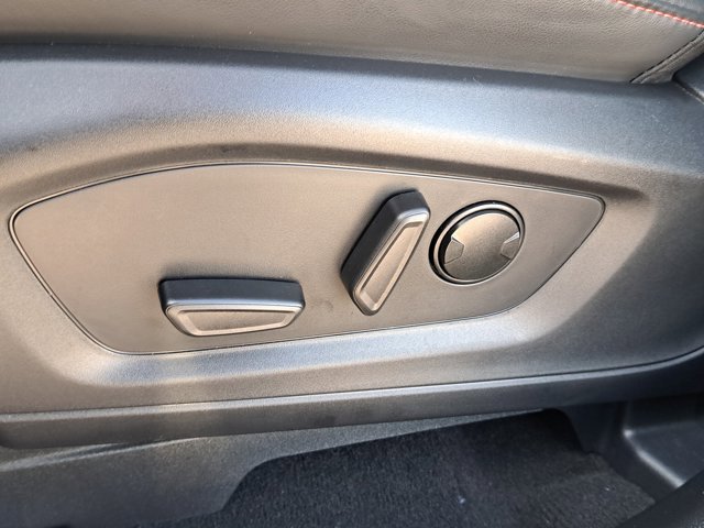 Certified 2025 Ford Explorer ST-Line image 20