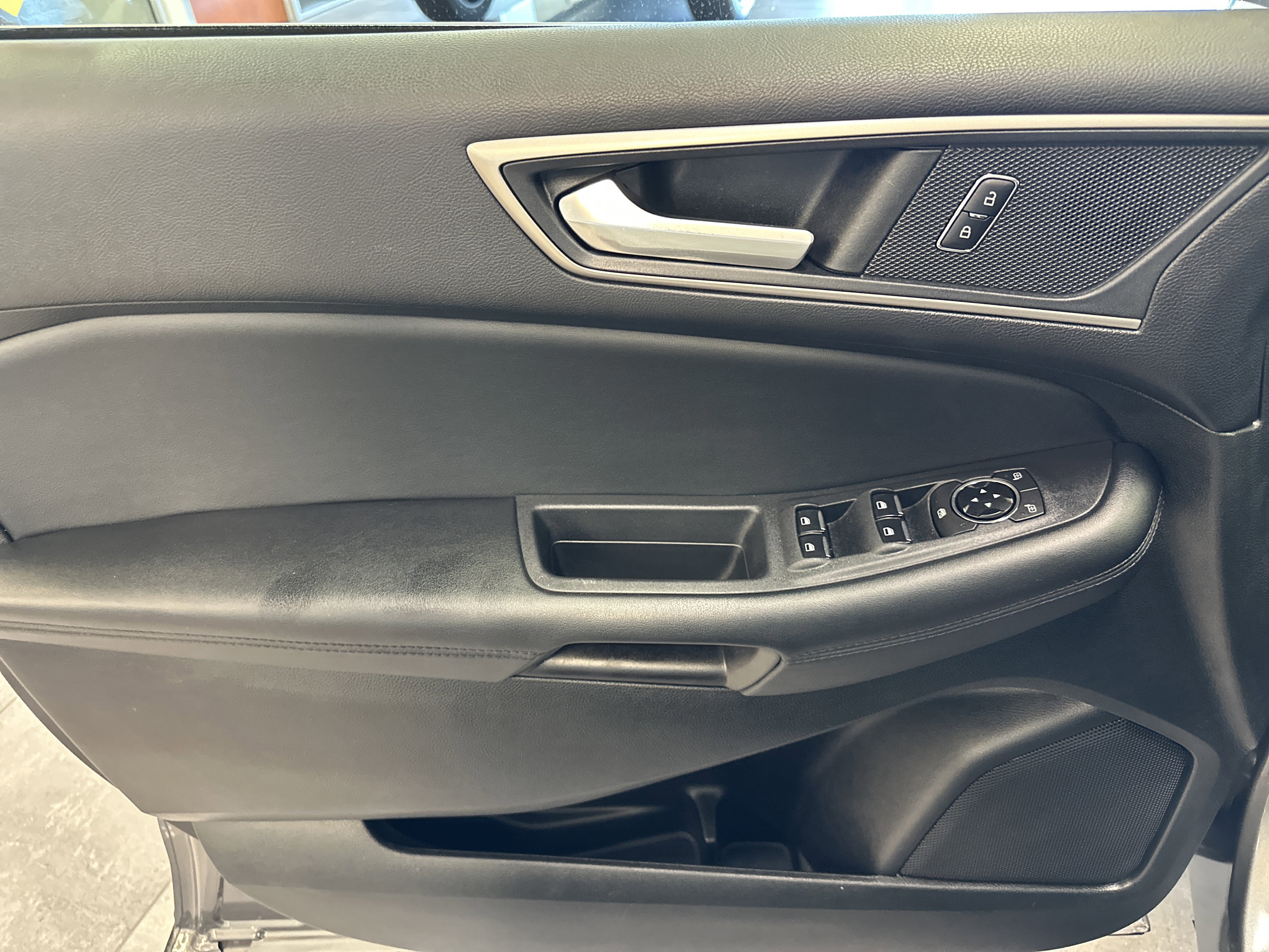 Certified 2023 Ford Edge SEL w/ Convenience Package image 21