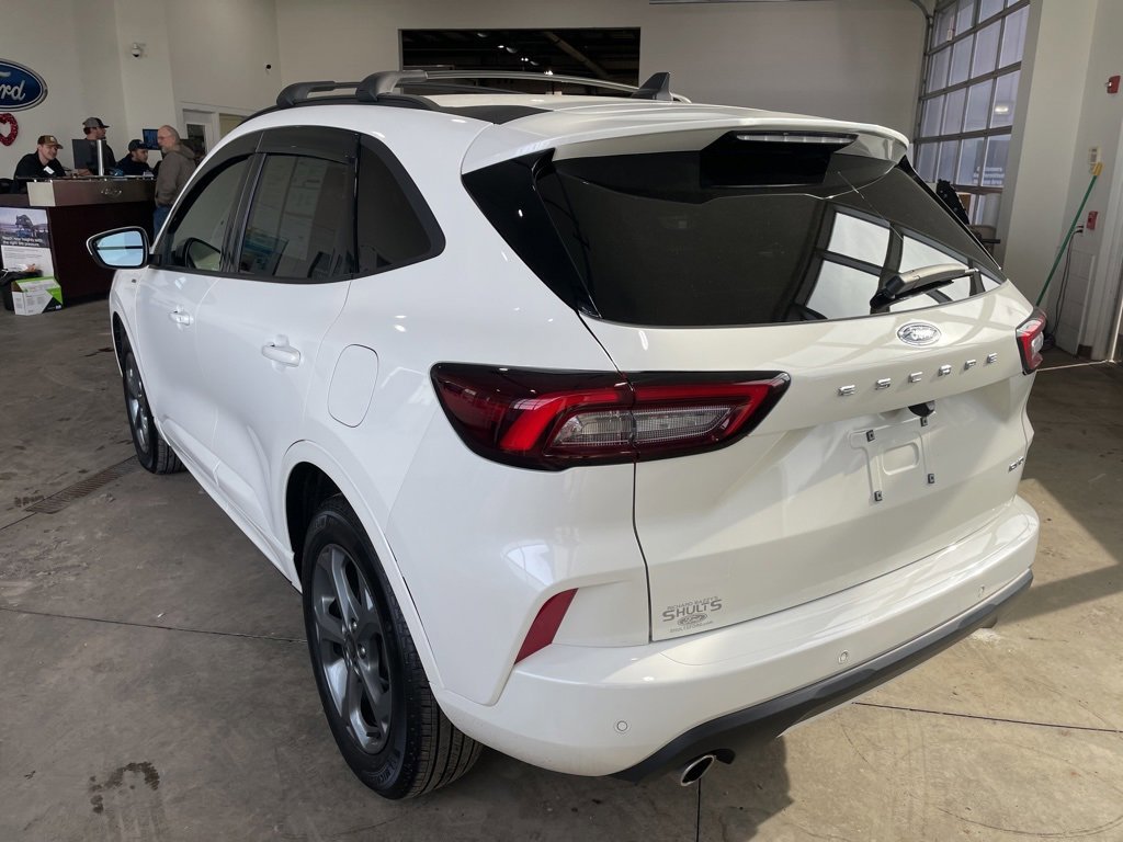 Certified 2024 Ford Escape ST-Line Select w/ Tech Pack #1 image 3