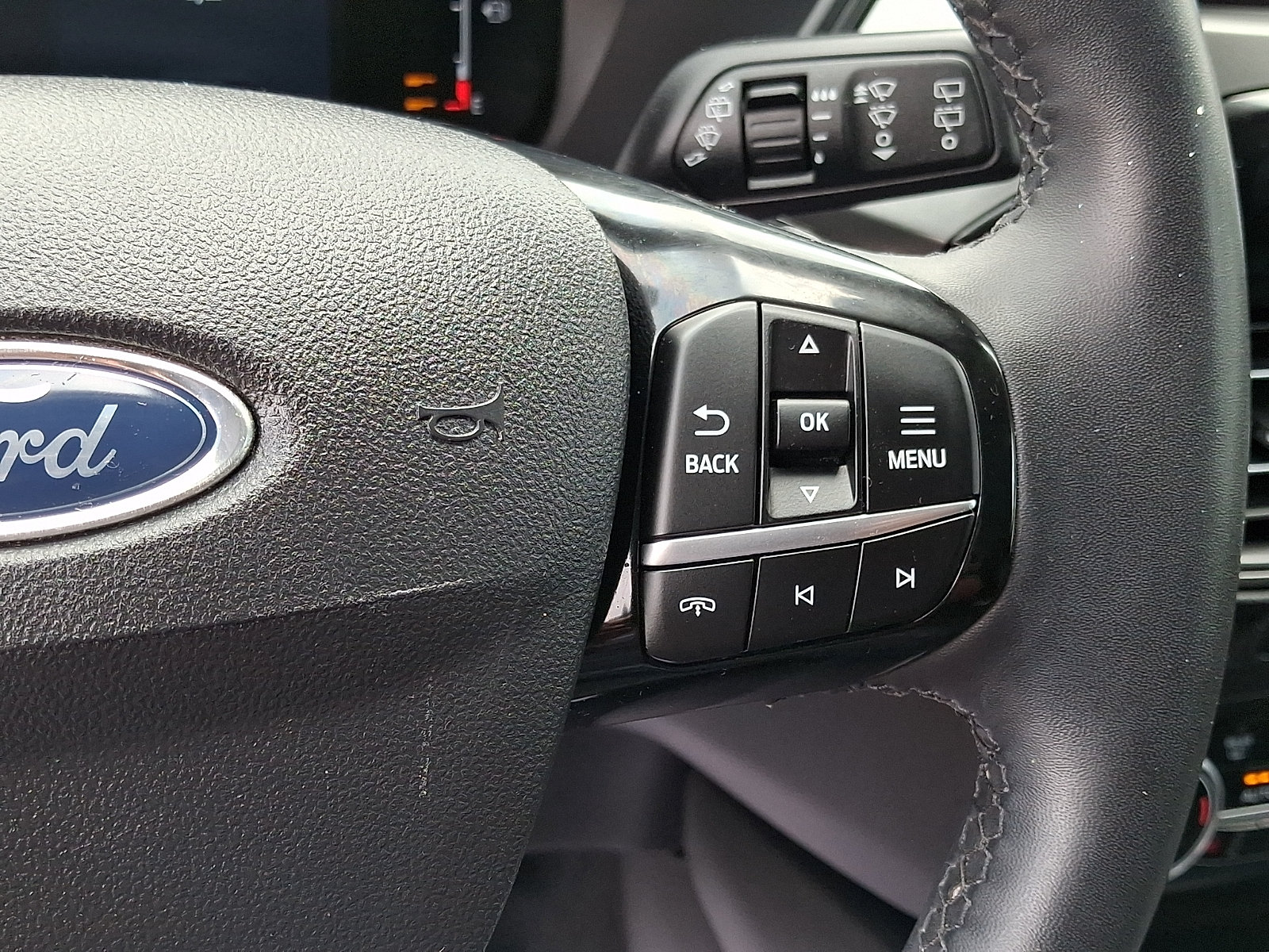 Certified 2023 Ford Escape Active AWD/4WD image 22