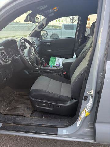 Used 2020 Toyota Tacoma TRD Off-Road image 7