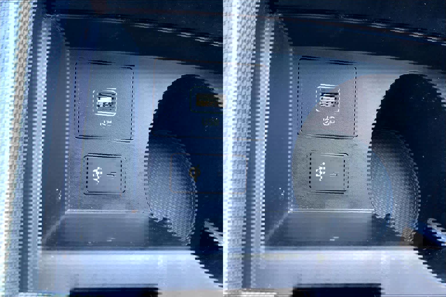 Used 2023 Hyundai Santa Fe Limited image 34