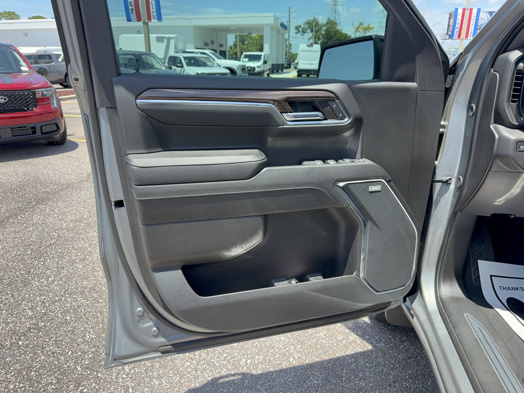 Used 2024 Chevrolet Silverado 1500 RST w/ All Star Edition Plus AWD/4WD image 8