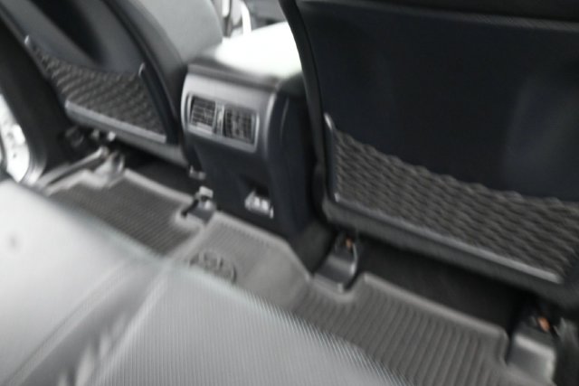 Used 2024 Toyota 4Runner Limited AWD/4WD image 21