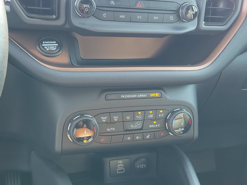 Certified 2023 Ford Bronco Sport Outer Banks w/ Tech Package AWD/4WD image 28
