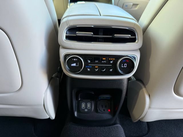 Used 2023 Genesis GV80 3.5T w/ Prestige Package AWD/4WD image 43
