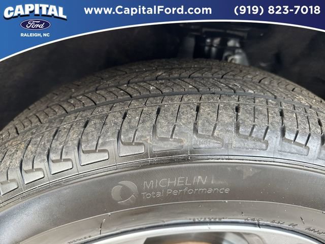 Certified 2024 Ford Escape ST-Line w/ Tech Pack #1 AWD/4WD image 13