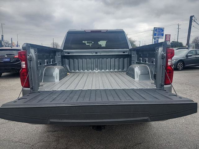 Used 2025 Chevrolet Silverado 1500 LT image 5