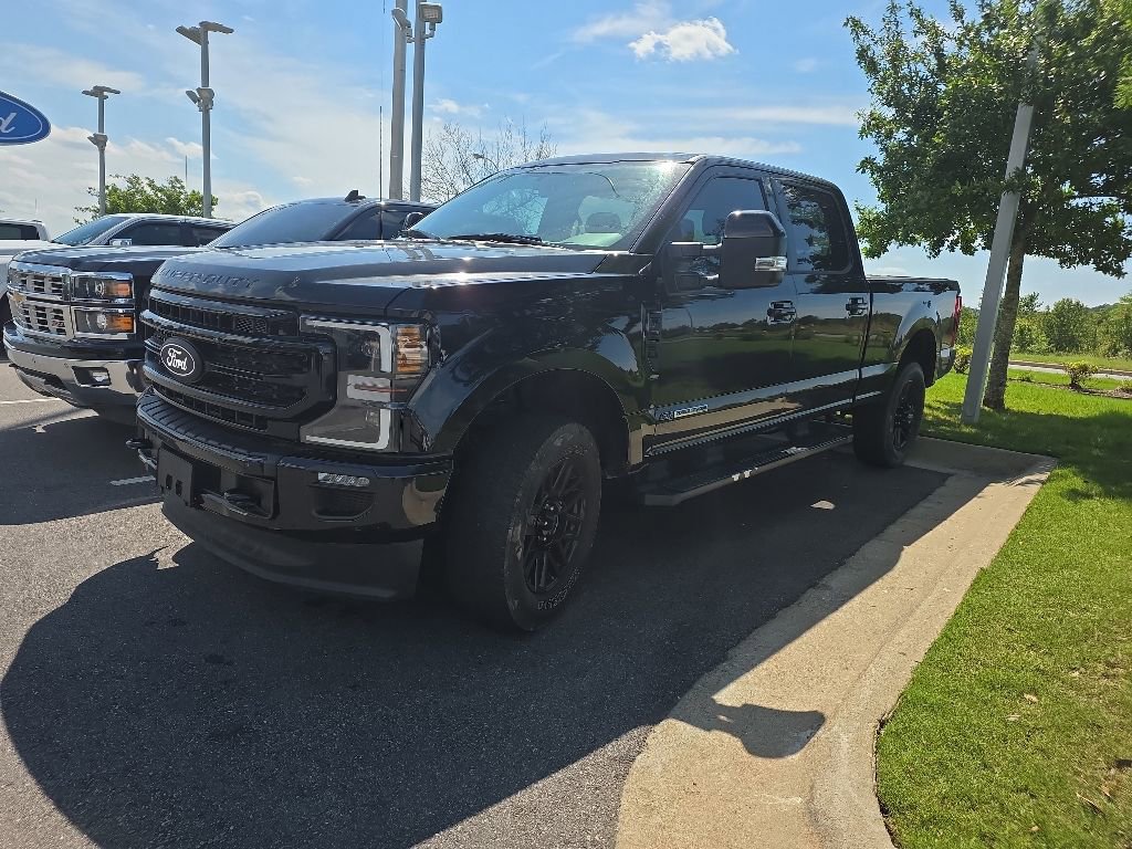 Certified 2022 Ford F250 Lariat w/ Black Appearance Package AWD/4WD image 2