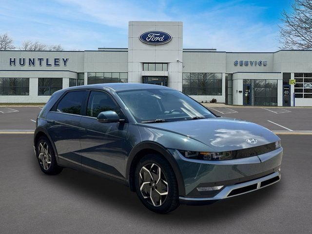 Used 2024 Hyundai Ioniq 5 SEL AWD/4WD image 3