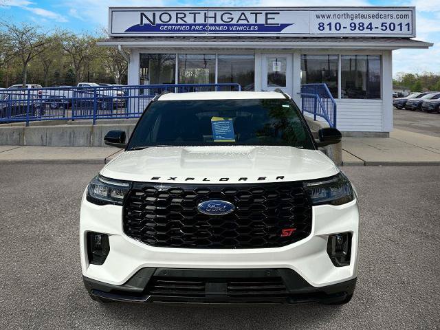 Certified 2025 Ford Explorer ST AWD/4WD image 5