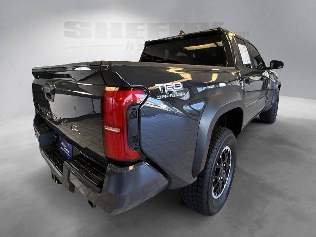 Used 2025 Toyota Tacoma TRD Off-Road AWD/4WD image 12