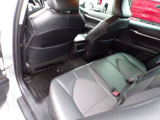 Used 2022 Toyota Camry SE image 15