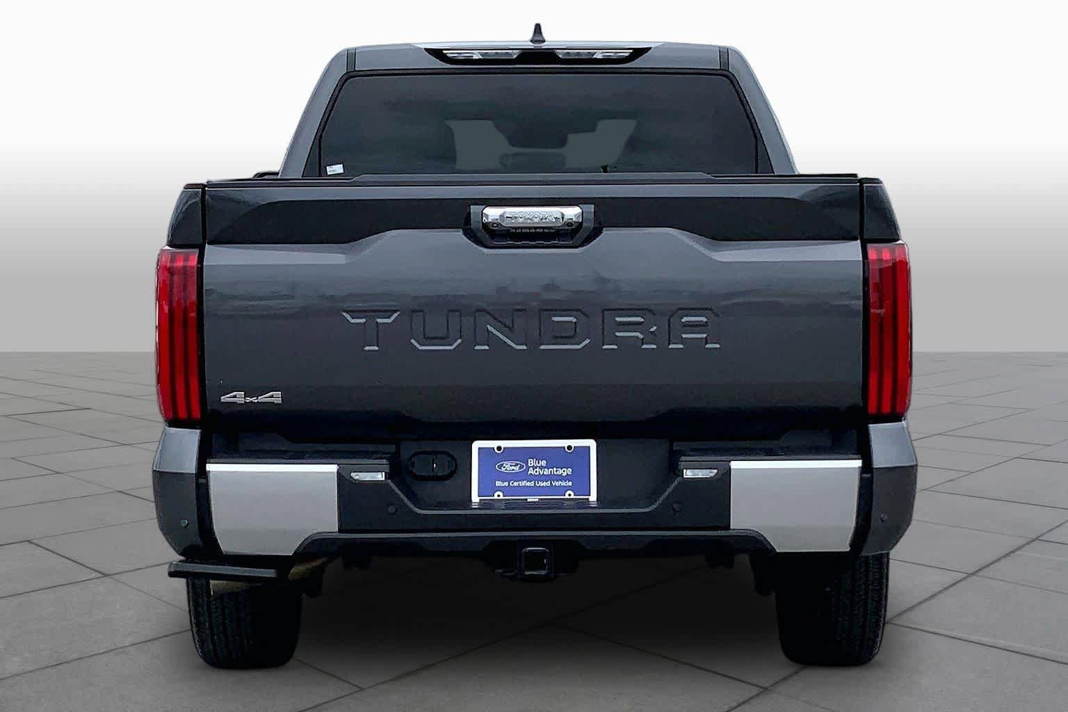Used 2025 Toyota Tundra Limited AWD/4WD image 5