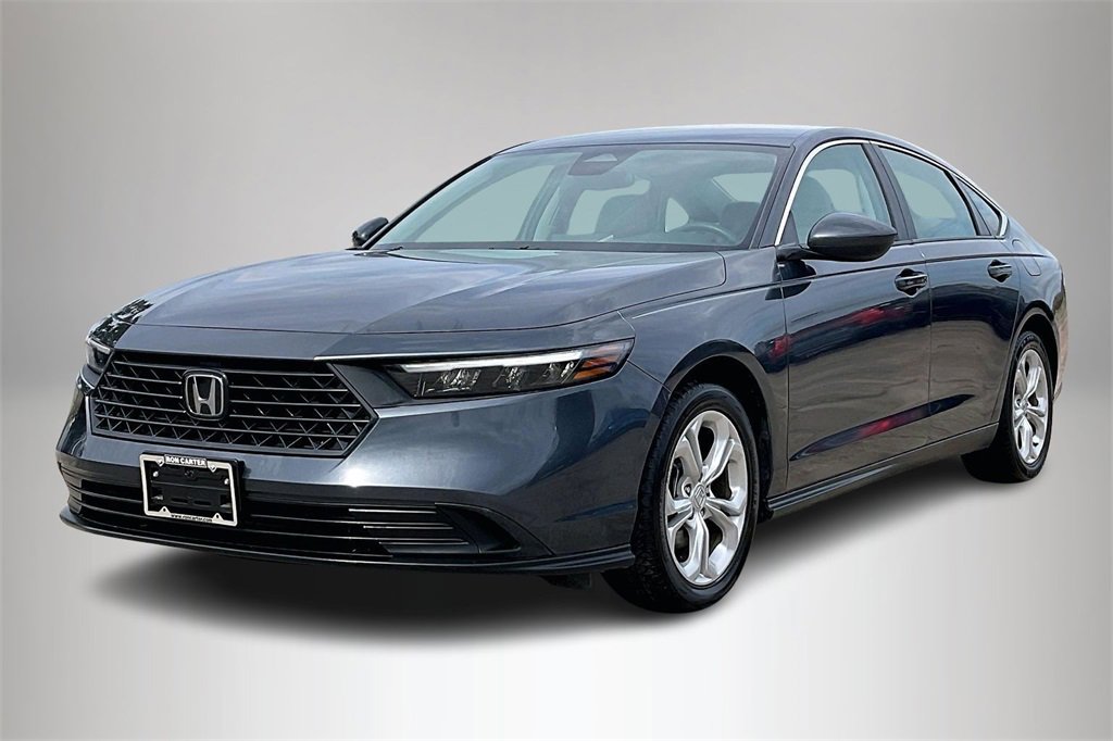 Used 2023 Honda Accord LX image 2
