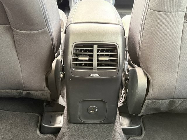 Certified 2021 Ford Escape SE w/ Cold Weather Package FWD image 9