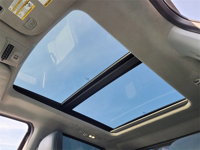 Certified 2022 Ford F450 Limited w/ FX4 Off-Road Package image 18