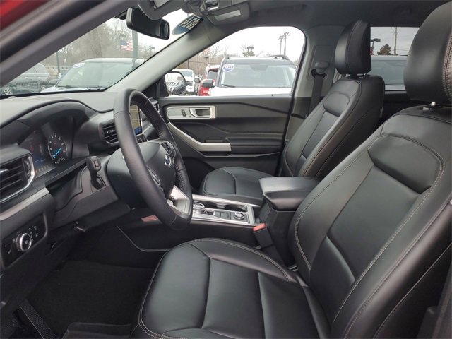 Certified 2024 Ford Explorer XLT w/ Equipment Group 202A image 11