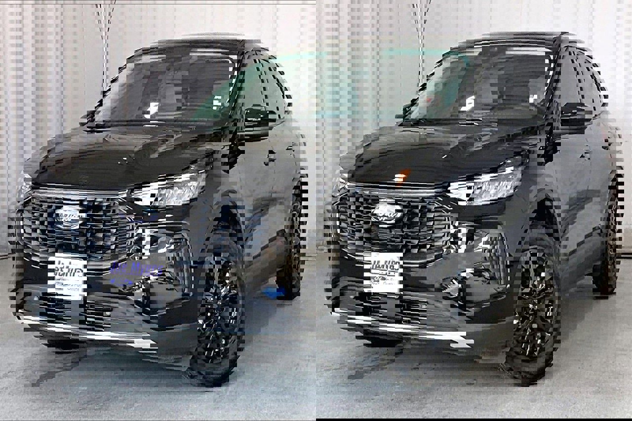 Certified 2025 Ford Escape Active w/ Tech Pack #1 image 12