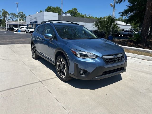 Used 2021 Subaru Crosstrek 2.5i Limited w/ Moonroof Package 1 AWD/4WD image 2