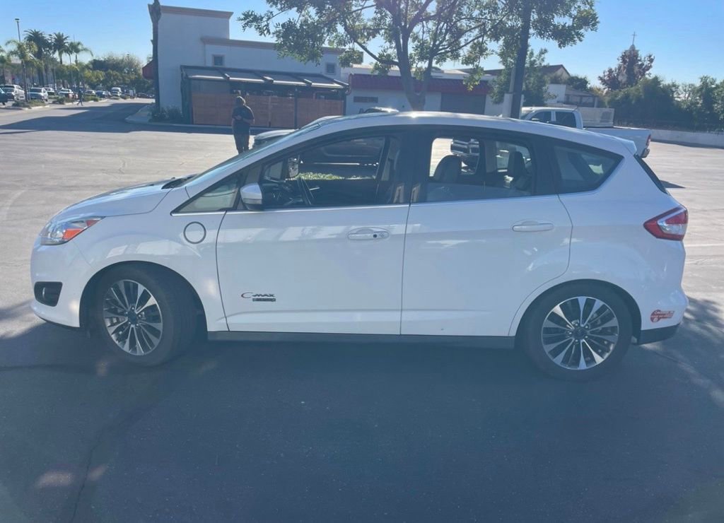Certified 2017 Ford C-MAX Energi Titanium image 4
