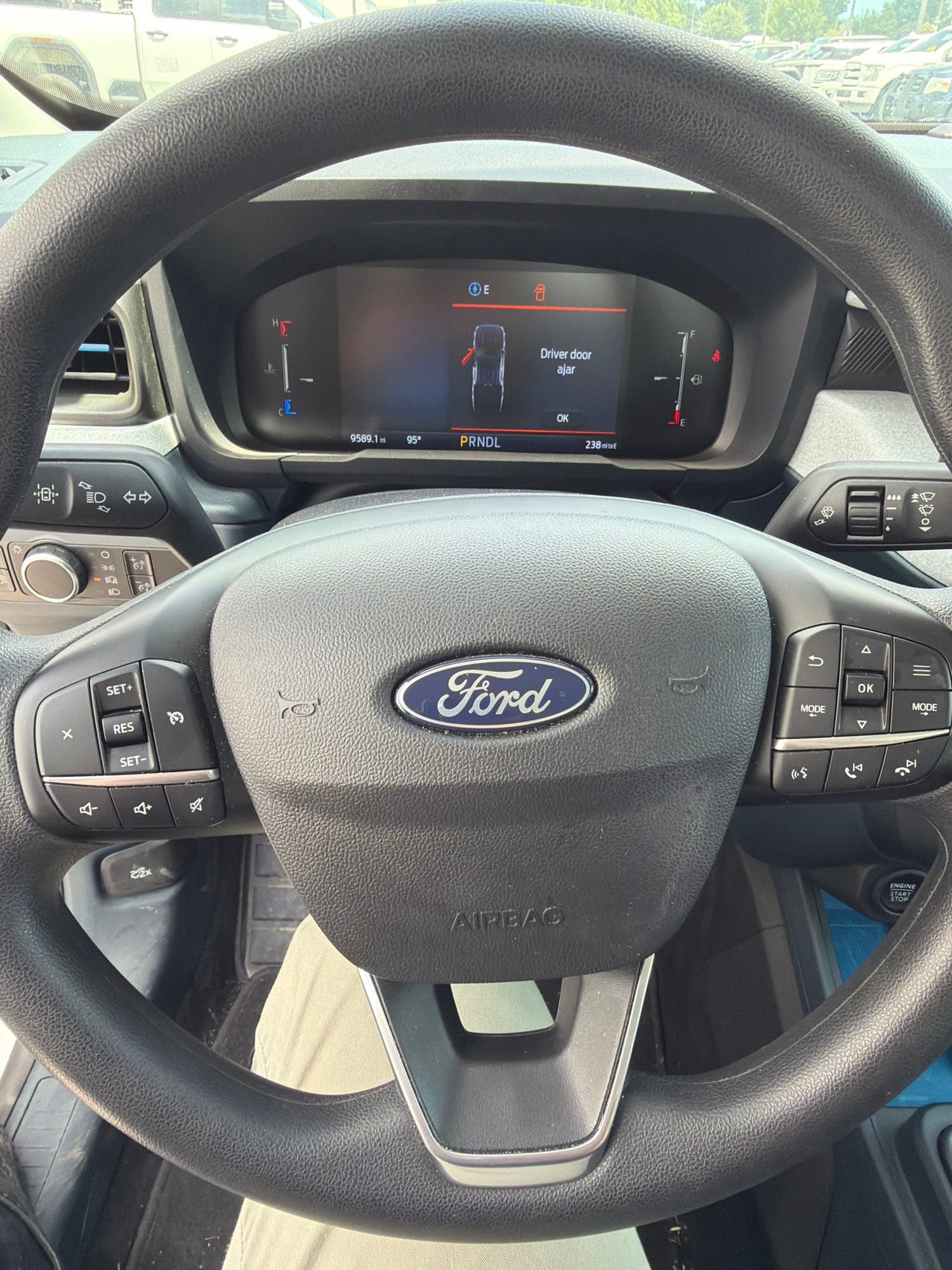 Certified 2025 Ford Maverick XLT FWD image 6