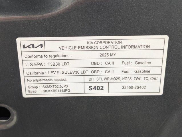 Used 2025 Kia Sorento EX FWD image 25
