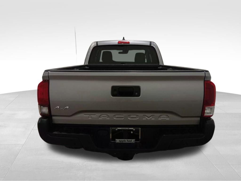 Used 2020 Toyota Tacoma SR image 3