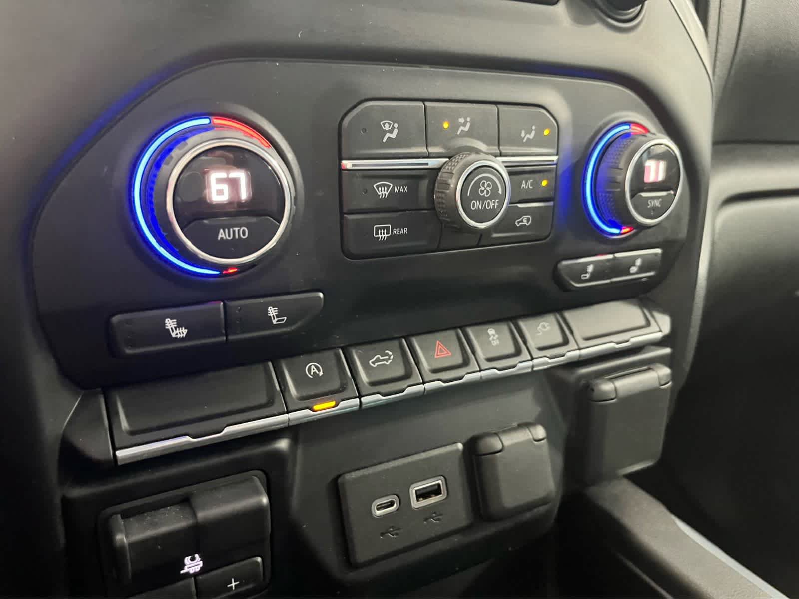 Used 2019 Chevrolet Silverado 1500 RST w/ All-Star Edition AWD/4WD image 33
