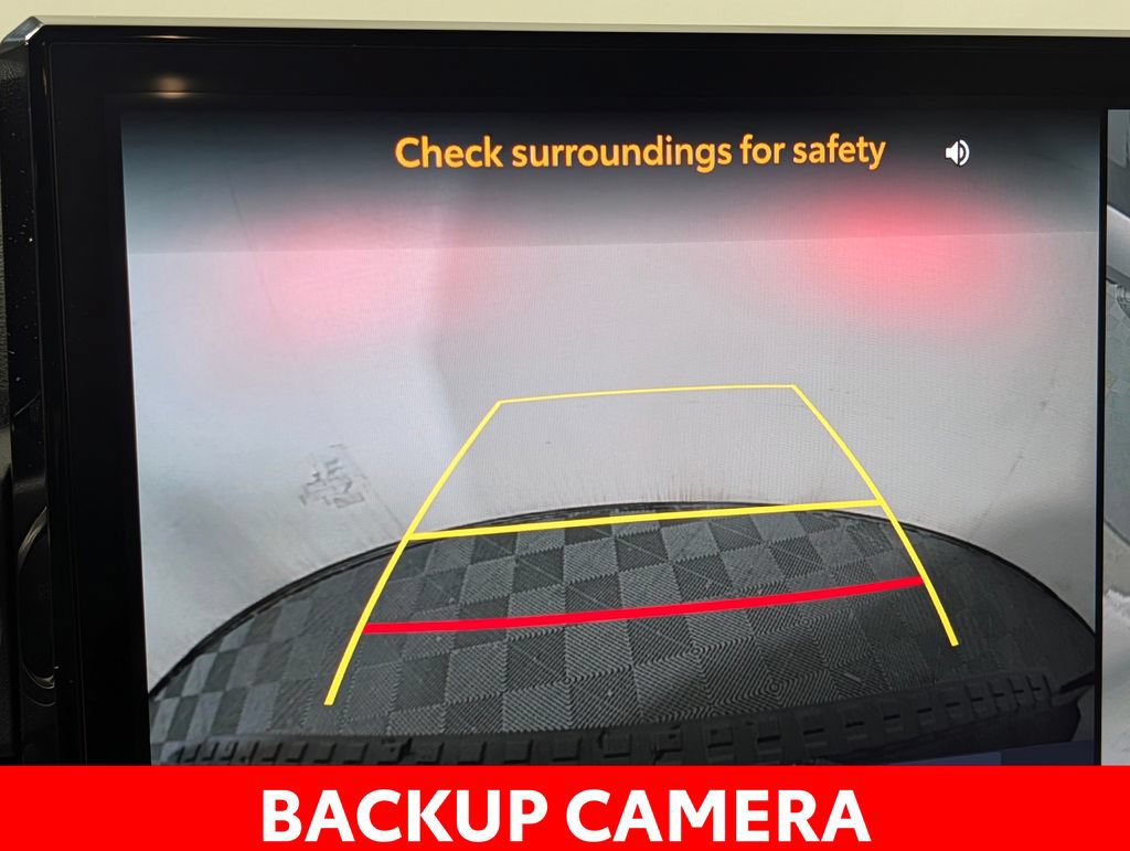 Used 2025 Toyota 4Runner Trailhunter AWD/4WD image 8