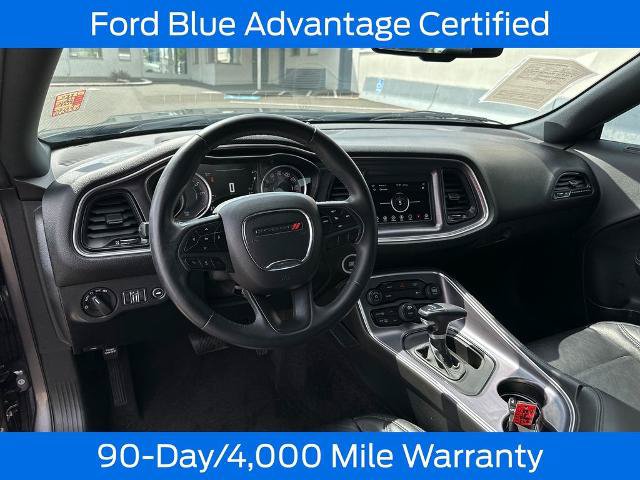 Used 2018 Dodge Challenger SXT RWD image 18