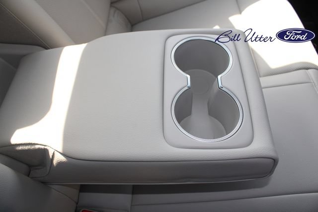 Used 2023 Genesis G70 2.0T RWD image 14